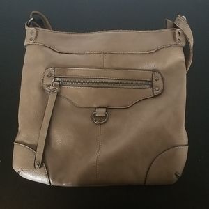 Crossbody tan purse Call It Spring
